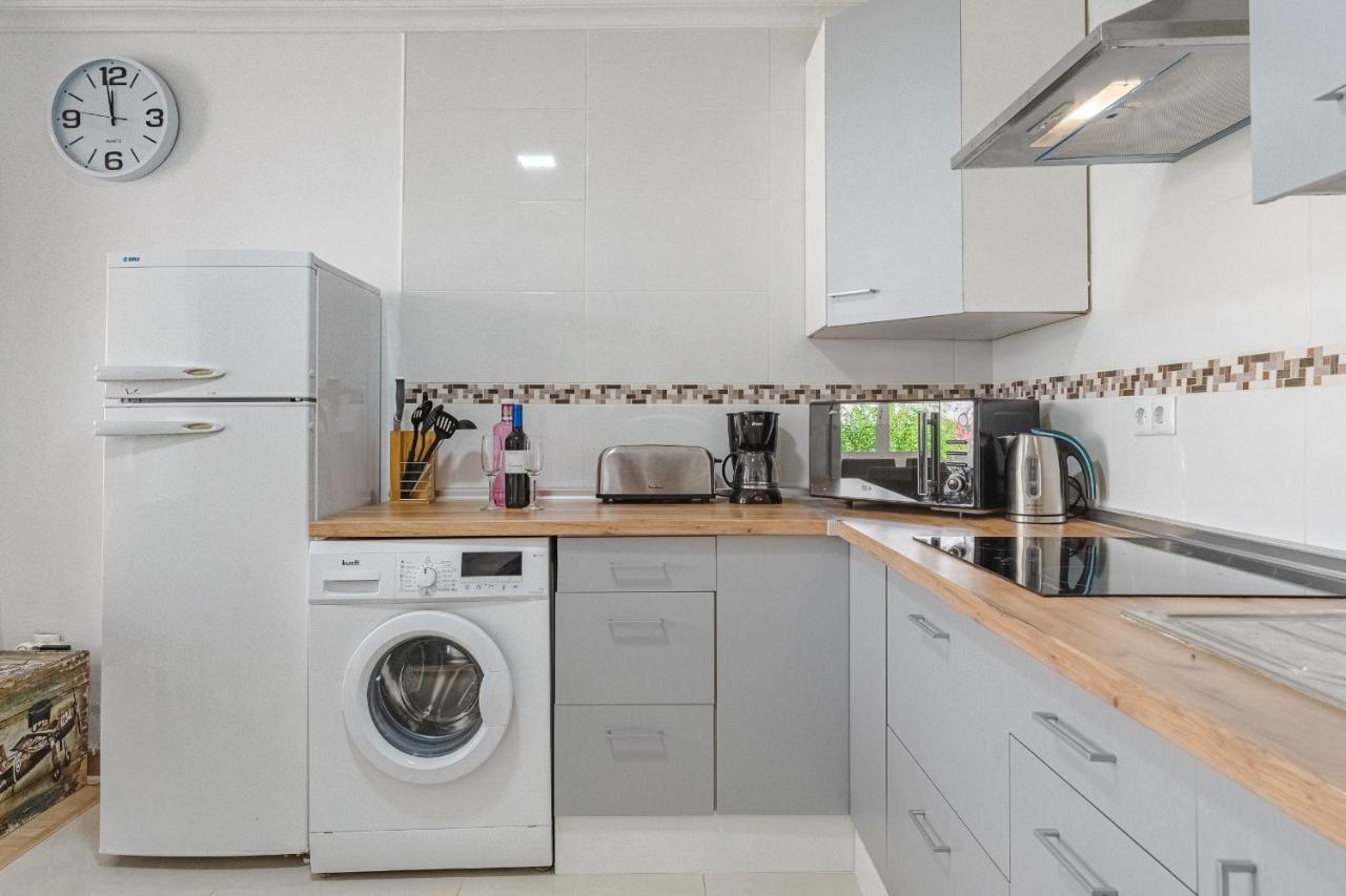 Apartamento Estudio Cantabrico - By Feel Your Holidays Costa Del Silencio Exterior foto